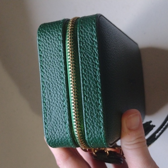 PANDORA Limited Edition Jewelry box green with Holly leaves Christmas - Picture 13 of 16